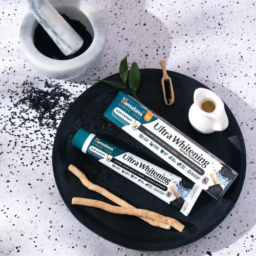 Himalaya Ultra Whitening Fehérítő Gyógynövényes Fogkrém 75 ml