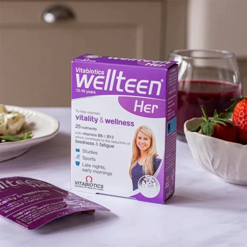 Vitabiotics Welllteen Her - Multivitamin Tinédzser Lányoknak 30 Tabletta