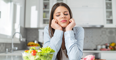 Fehérjedús ételek és italok a csirkemellen túl!