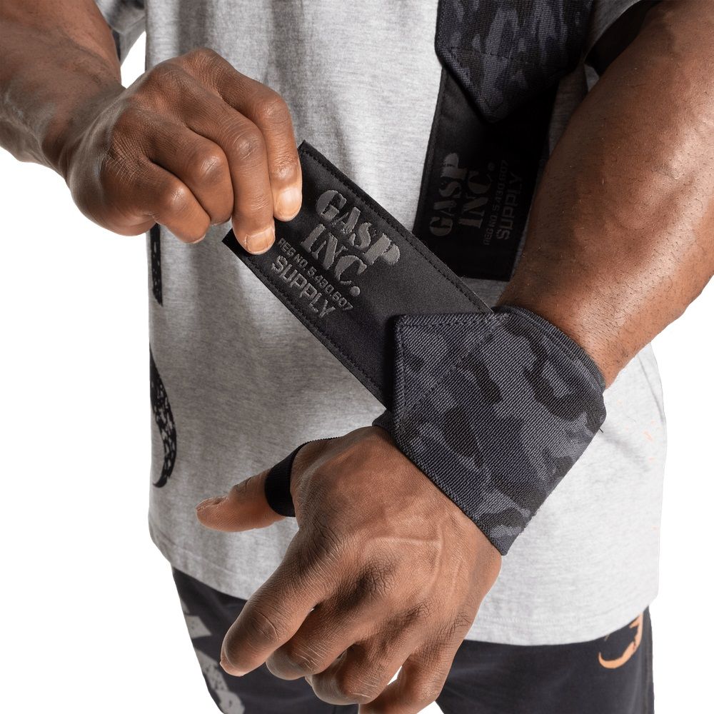GASP INC - HD WRIST WRAPS - HEAVY DUTY WRIST WRAPS 24" DARK CAMO - TEREPMINTÁS CSUKLÓSZORÍTÓ GASP INC - HD WRIST WRAPS - HEAVY DUTY WRIST WRAPS 24" DARK CAMO - TEREPMINTÁS CSUKLÓSZORÍTÓ