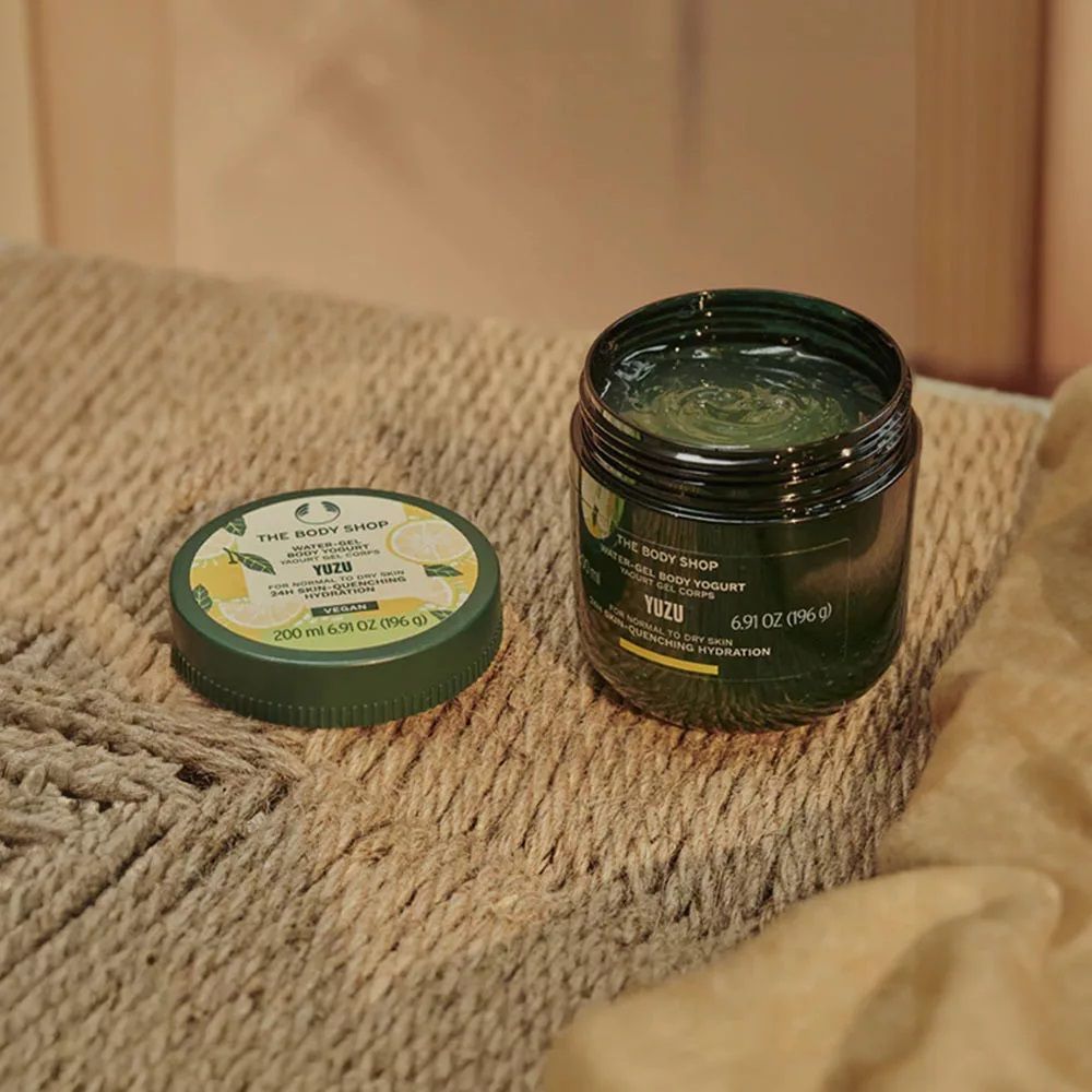 THE BODY SHOP - YUZU BODY YOGURT - YUZU TESTJOGHURT - 200 ML THE BODY SHOP - YUZU BODY YOGURT - YUZU TESTJOGHURT - 200 ML