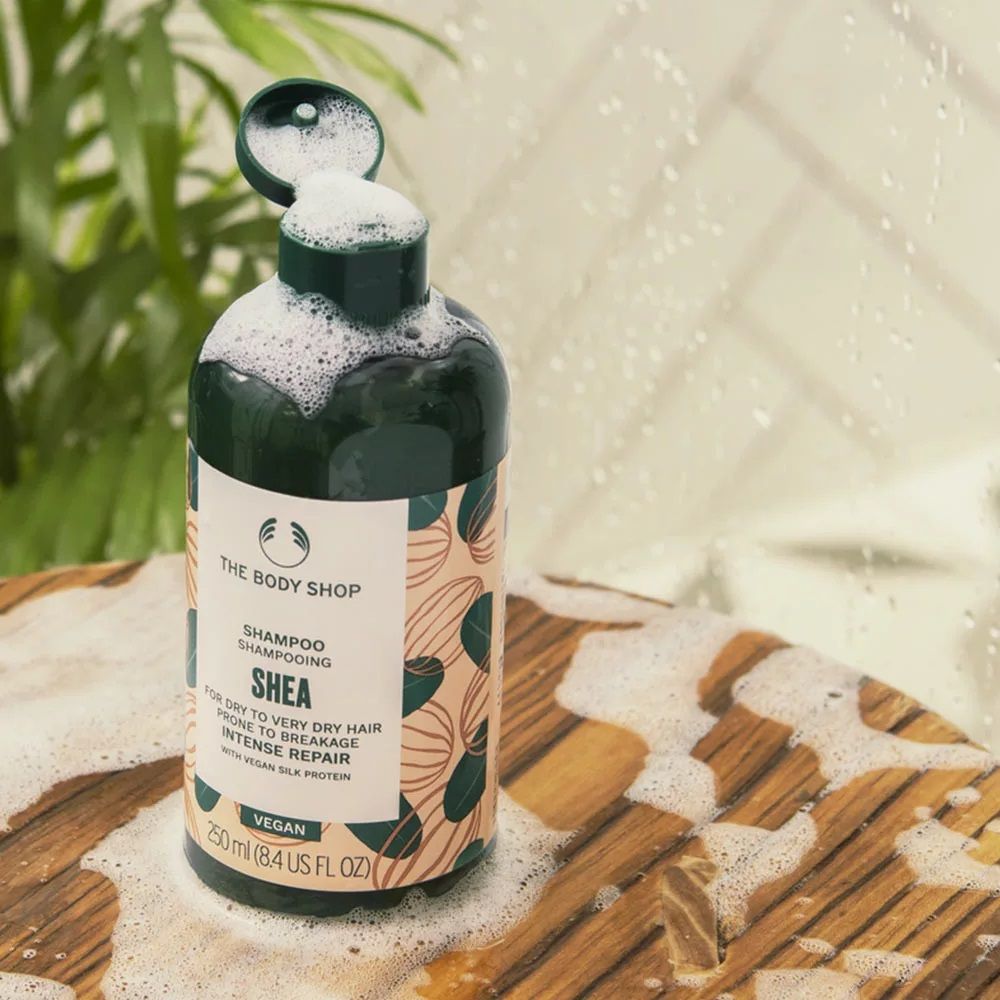 THE BODY SHOP - SHEA SHAMPOO - SHEA SAMPON - 250 ML THE BODY SHOP - SHEA SHAMPOO - SHEA SAMPON - 250 ML